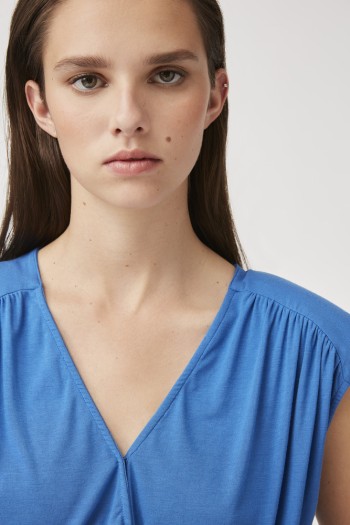 SUNCOO Top fluide bleu détails smocks