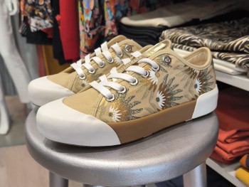 Sneakers beige femme imprimé fleurs