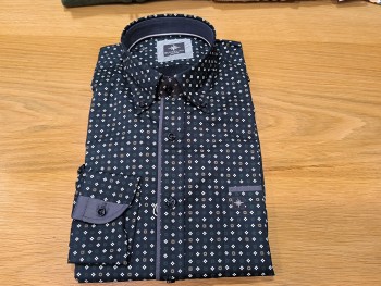 Chemise homme bleu marine à motifs verts