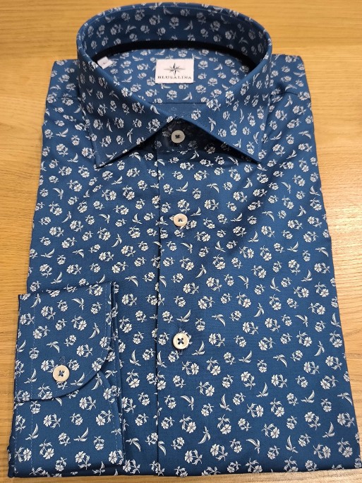 Chemise manches longues homme bleu marine motif fleuri