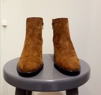 Bottines velours noix femme