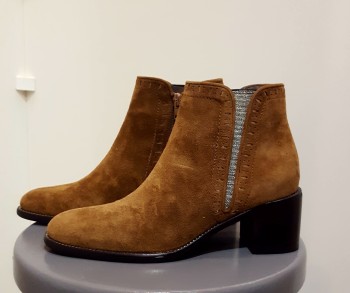 Bottines velours noix femme