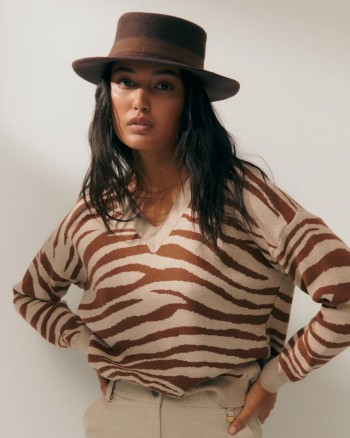 Pull col V Paz Torras