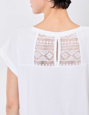 Dos blanc avec broderie